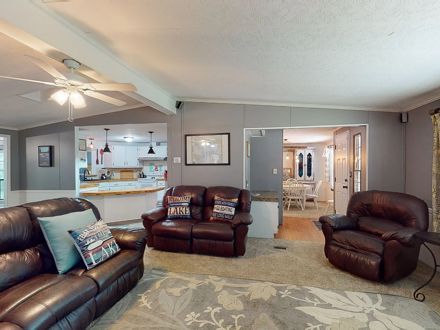 4 bed, 1736 sqft, $1,950 — Photo 1