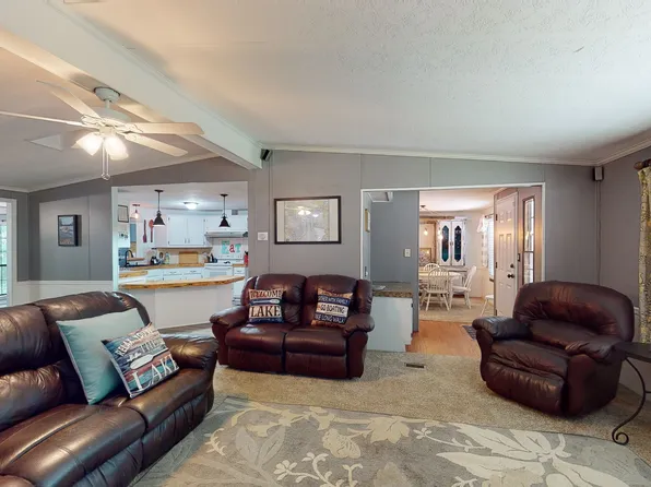 358 Old Chism Trl, Lavonia, GA 30553