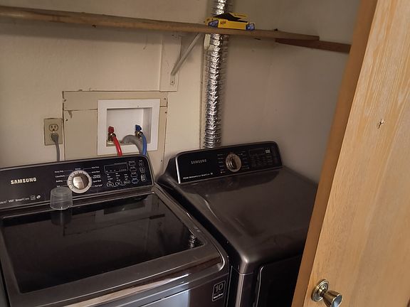 2nd image of 11325 E 15th St S #B