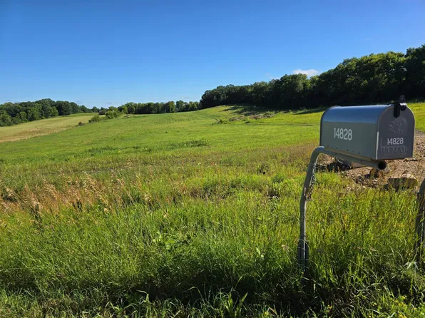 14828 70th St S, Hastings, MN 55033