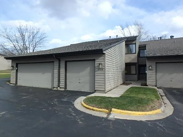 9103 N 70th St #2, Milwaukee, WI 53223
