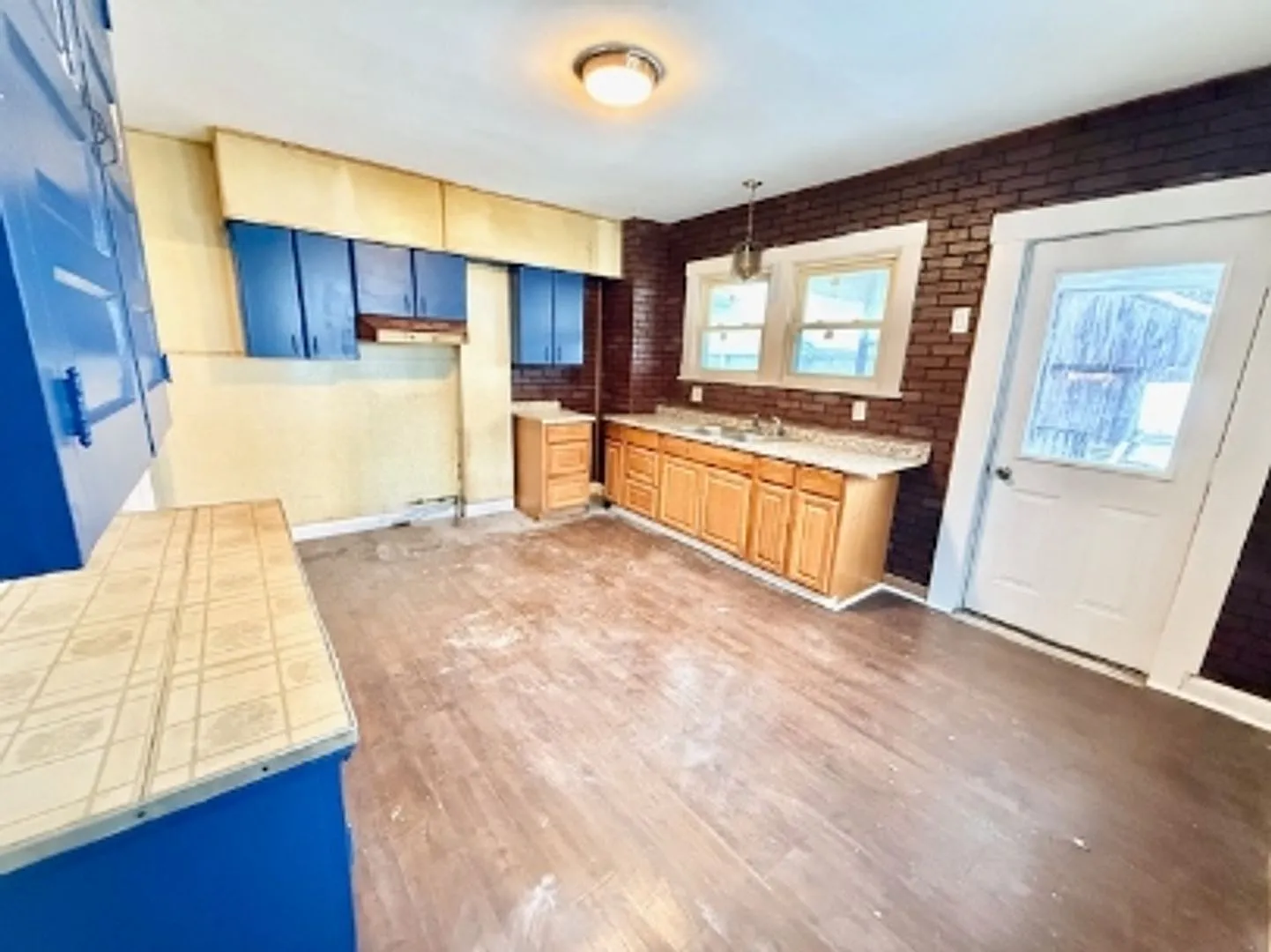 866 Vankirk St. Clairton, PA 15025 — Photo 2