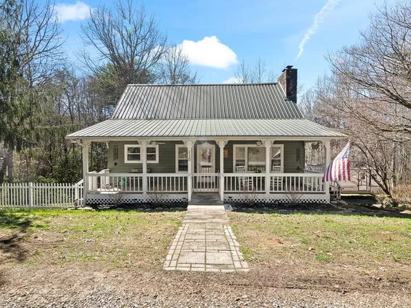 110 Dogwood Estates Rd, Murphy, NC 28906