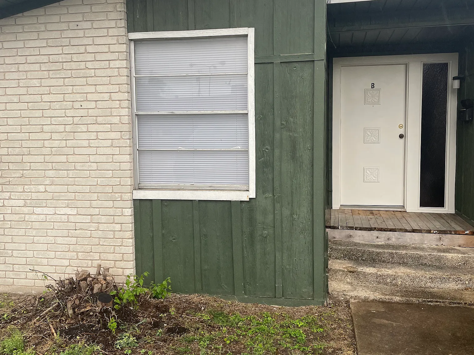 1 bed, 831 sqft, $800 — Photo 1