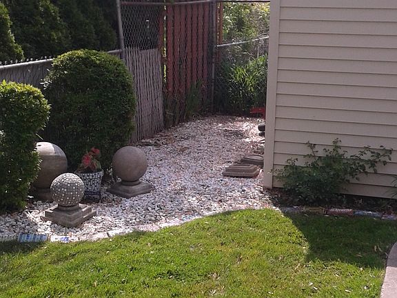 4th image of 31001 Angeline Ct