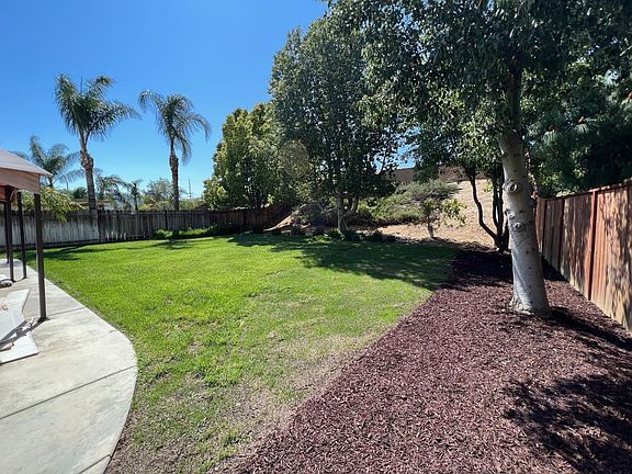 3rd image of 23504 Mountain Breeze Dr
