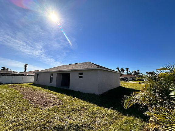 4th image of 1517 SE 10th Pl