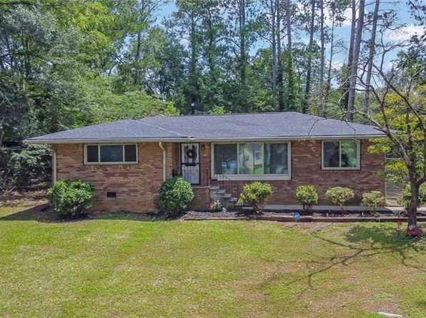 6361 Dodgen Rd SW, Mableton, GA 30126