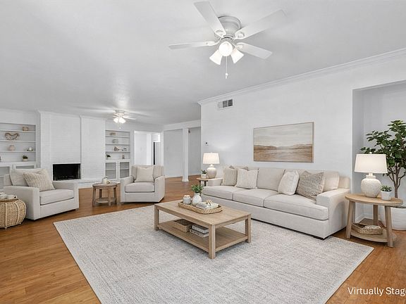 3rd image of 10530 Stone Canyon Rd APT 107