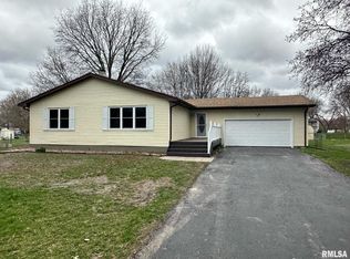 13210 64th Ave, Blue Grass, IA 52726