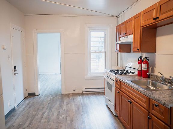 3rd image of 534 N Law St APT 2