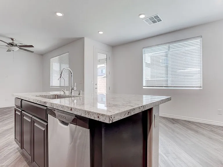 7106 Calvert Cliffs St — Photo 15