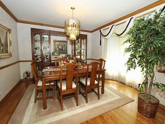 5th image of 9240 S Kedvale Ave