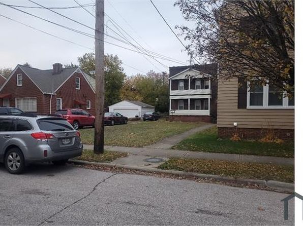 1045 E 61st St APT 4