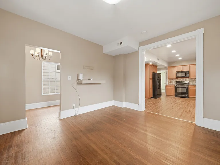 315 Blair Ave — Photo 3