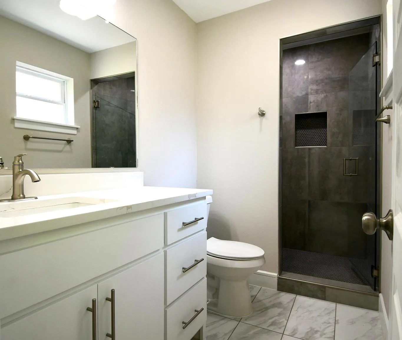 4 bed, 1556 sqft, $3,000 — Photo 4
