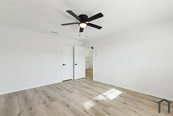 1922 N Floyd Rd — Photo 15