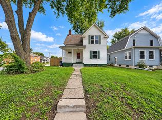 252 W 29th St, Davenport, IA 52803