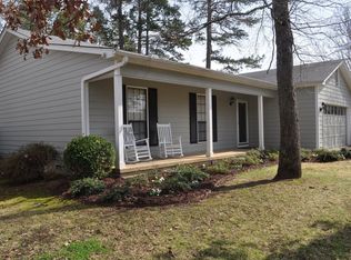 703 Cedar Ridge Dr, Little Rock, AR 72211