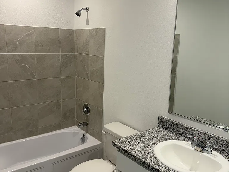 319 Ashbrook Way — Photo 3