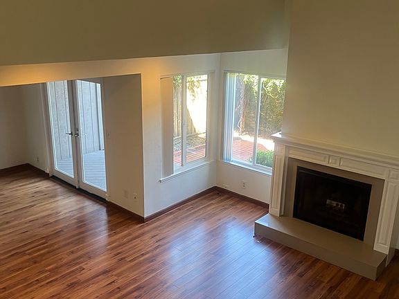 5th image of 850 Minnesota Ave Unit 109