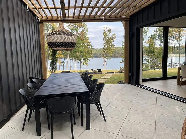 Full view of patio to Lake Arrowhead