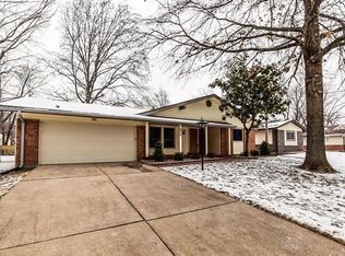2845 Devonshire Dr, Florissant, MO