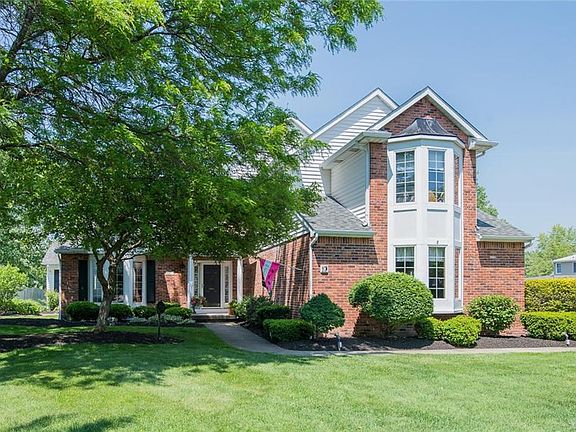 2nd image of 8 Snyderwoods Ct