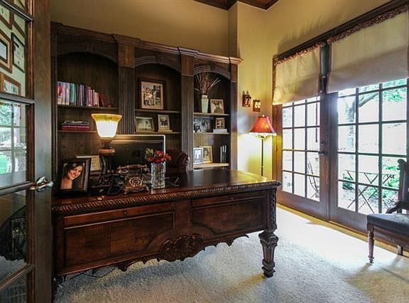 5th image of 1008 Merlot Dr