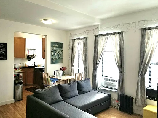 Rented by Compass | media 13