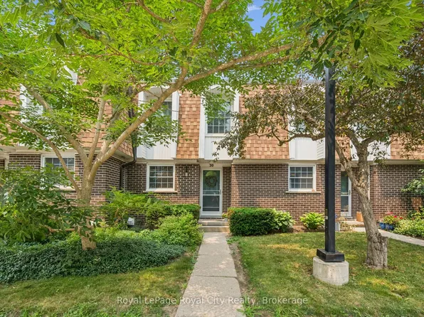 383 Edinburgh Rd S #30, Guelph, ON N1G 2K7