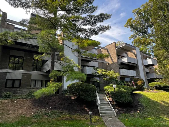 399 W Galbraith Rd Unit 105, Cincinnati, OH 45215