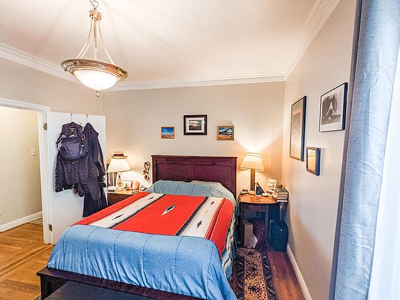 3rd image of 1371 Jackson St #101