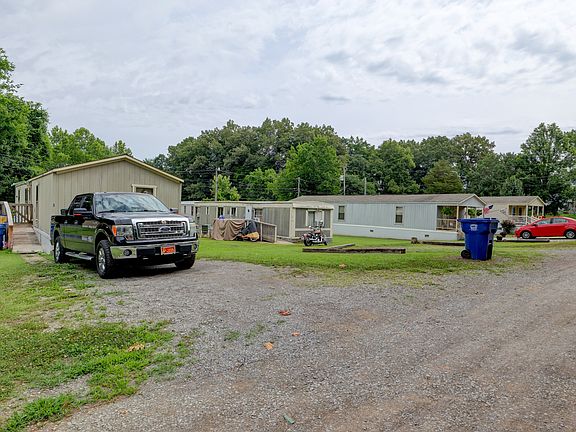 5th image of 1026 Ross Ln