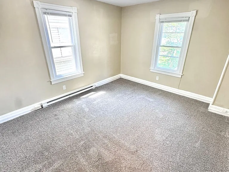 229 E Union Blvd — Photo 7