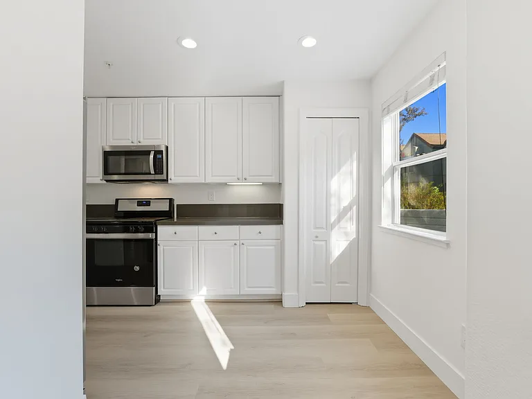 Stevens Creek Villas — Photo 21