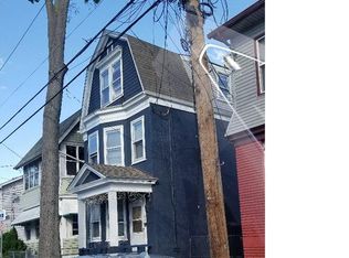 88 Willoughby St, Newark, NJ 07112