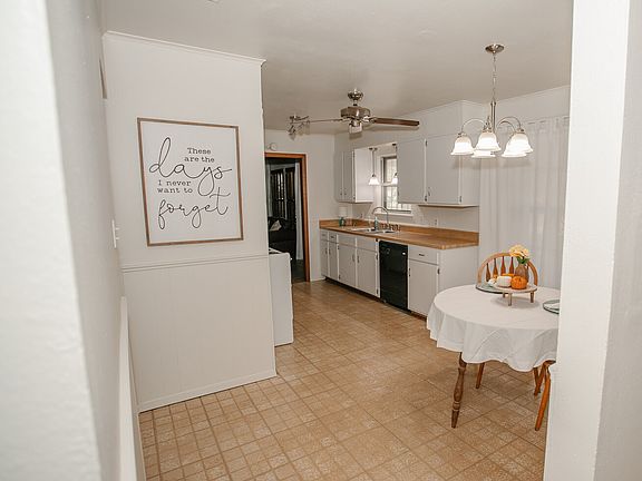 3rd image of 456 margo