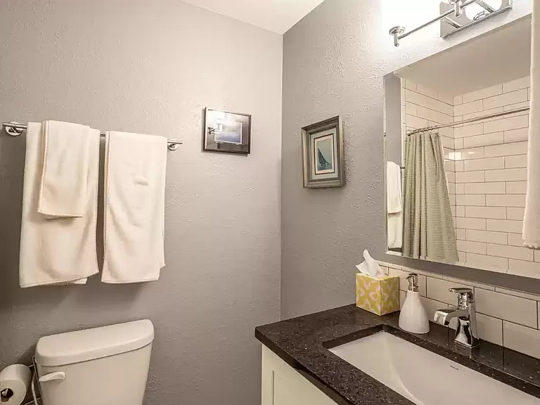 665 Manhattan Dr #201 — Photo 9