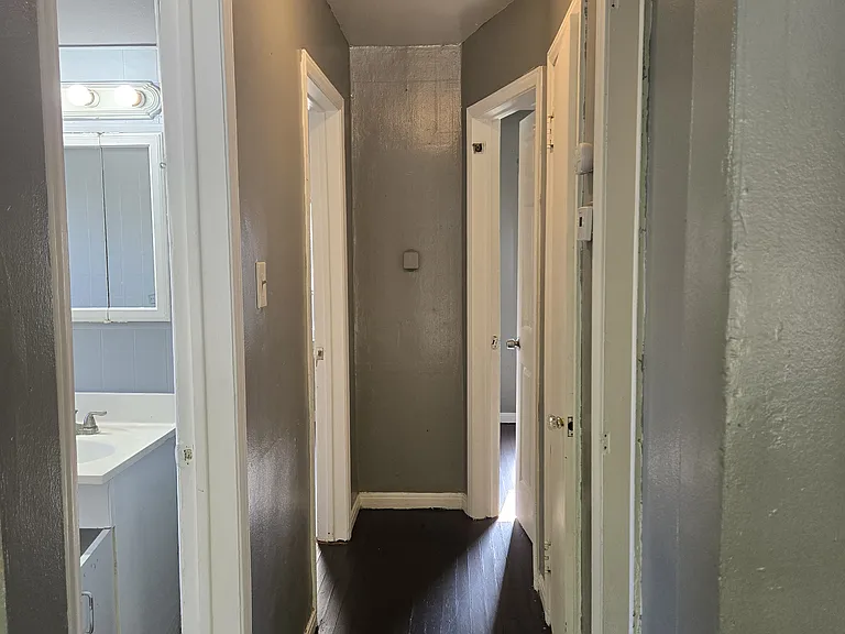 6024 Penrod St — Photo 3