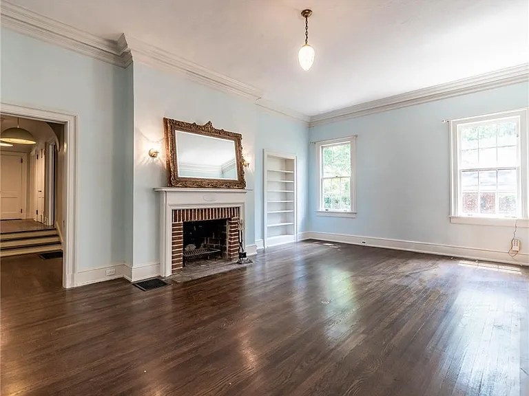 1681 E Clifton Rd NE — Photo 8