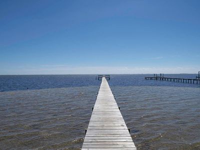 1817 E Smugglers Cove Dr, Gulf Breeze, FL, 32563