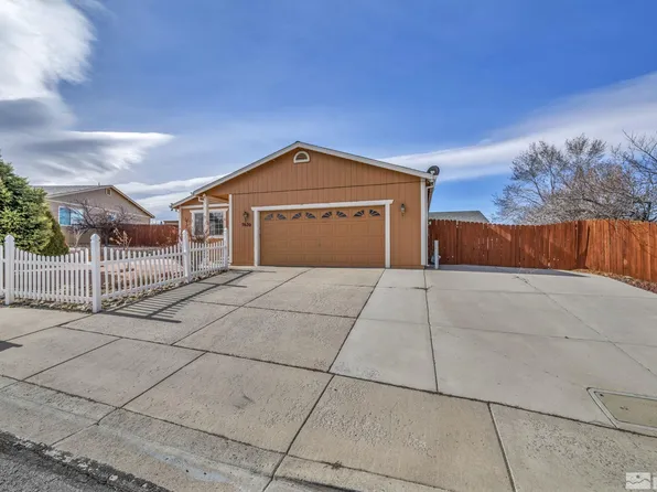5620 Tassel Dr, Sun Valley, NV 89433