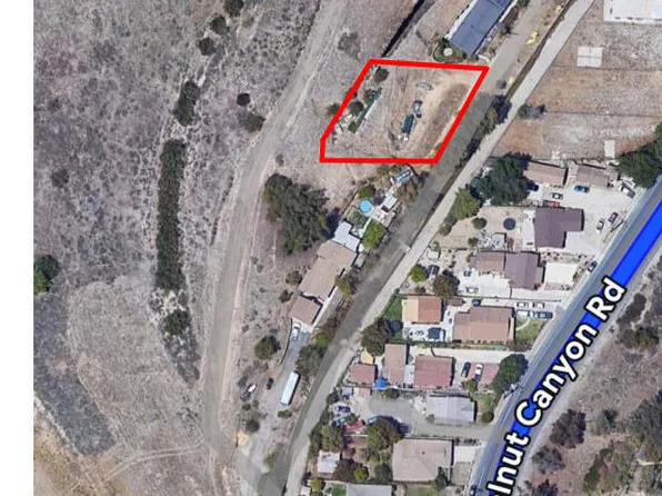 1071 Walnut Canyon Rd, Moorpark, CA 93021