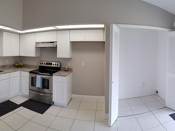 3rd image of 7919 Thrippence Ln