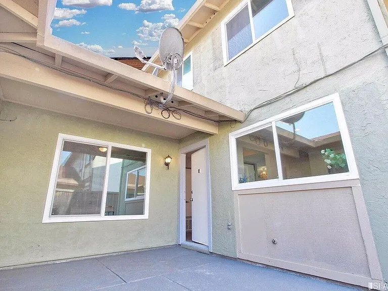 31221 Lily St — Photo 29