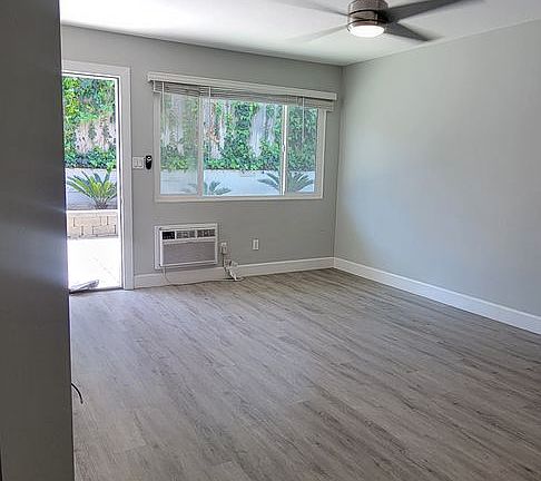 5th image of 1919 Mission Ave #1921