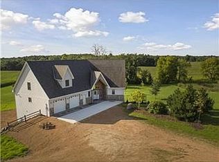 7855 Joyce Rd, Carver, MN 55315