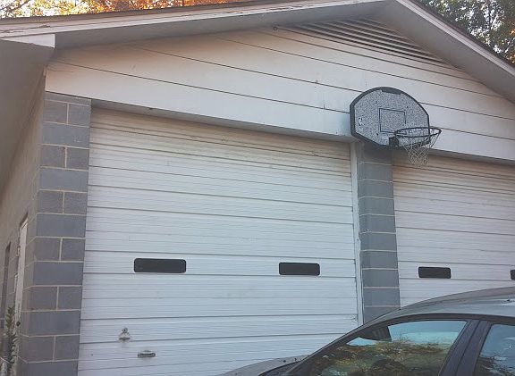 2nd image of 1733 Matthews Dr