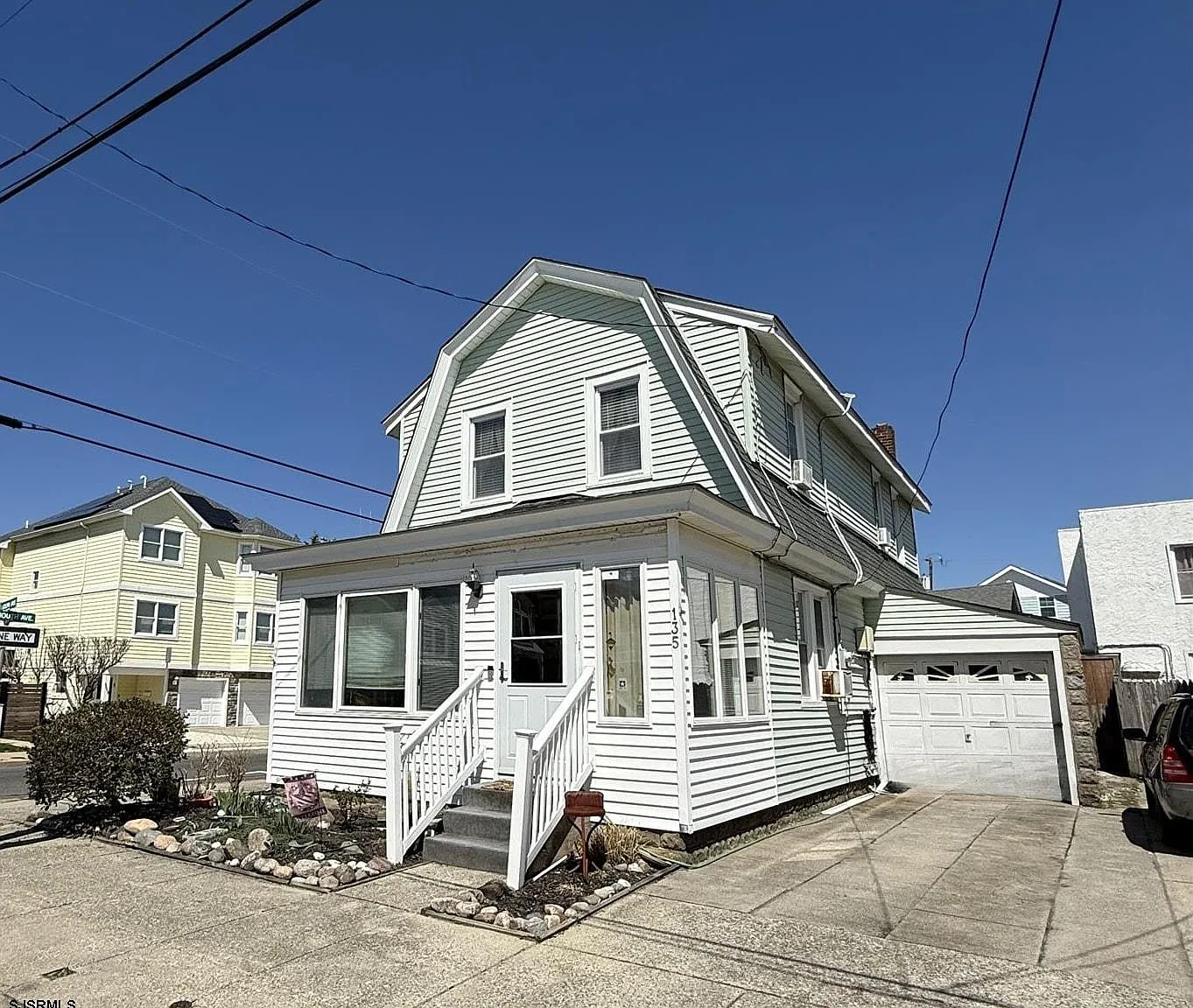 3 bed, 2.0 bath, $20,100 — Photo 1